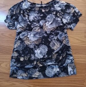 Maurices Size XXL Floral Black and Gray White & Khaki Women's Top